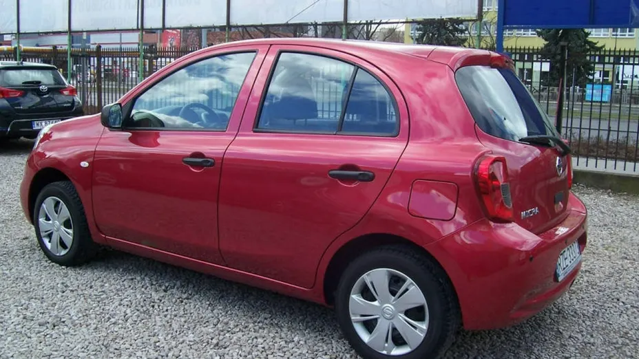 NISSAN Micra -