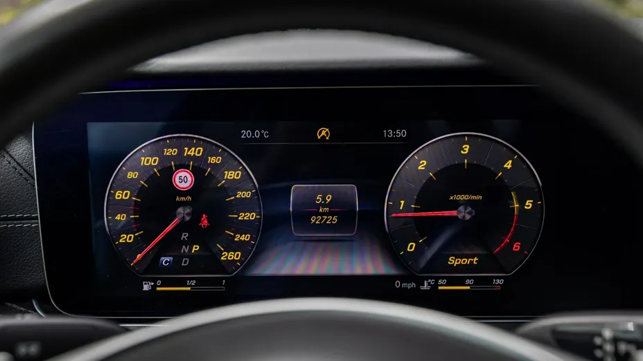MERCEDES-BENZ E Klasa -