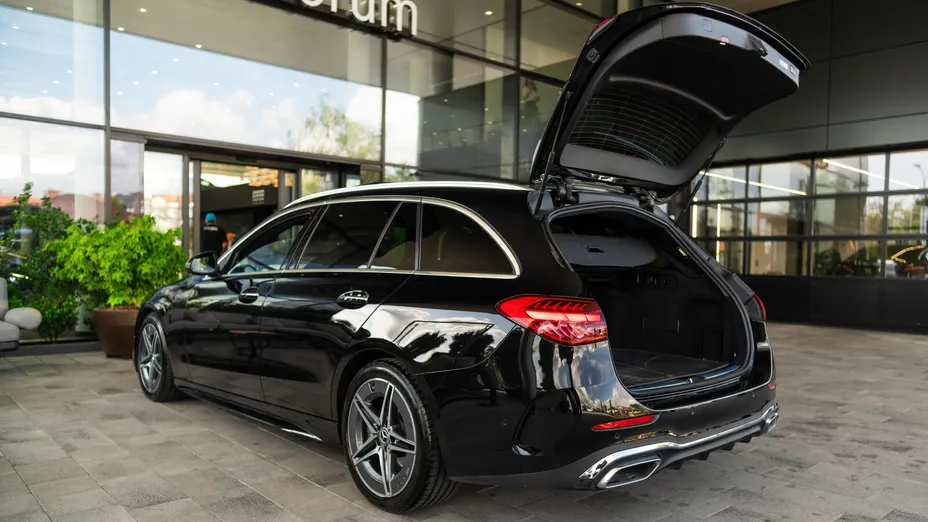 MERCEDES-BENZ C Klasa C 220 d mHEV 4-Matic AMG