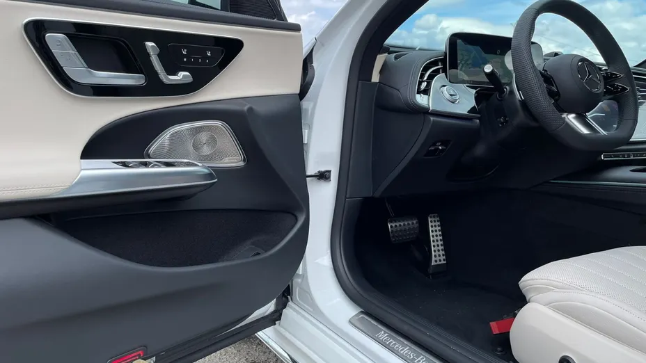 MERCEDES-BENZ E Klasa E 220 d mHEV 4-Matic AMG 9G-Tronic Nowy