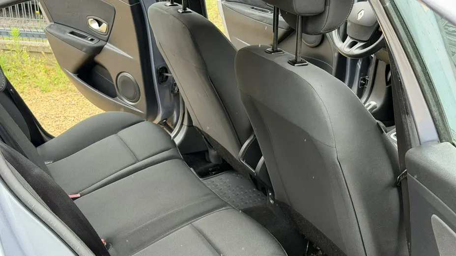 RENAULT Megane -