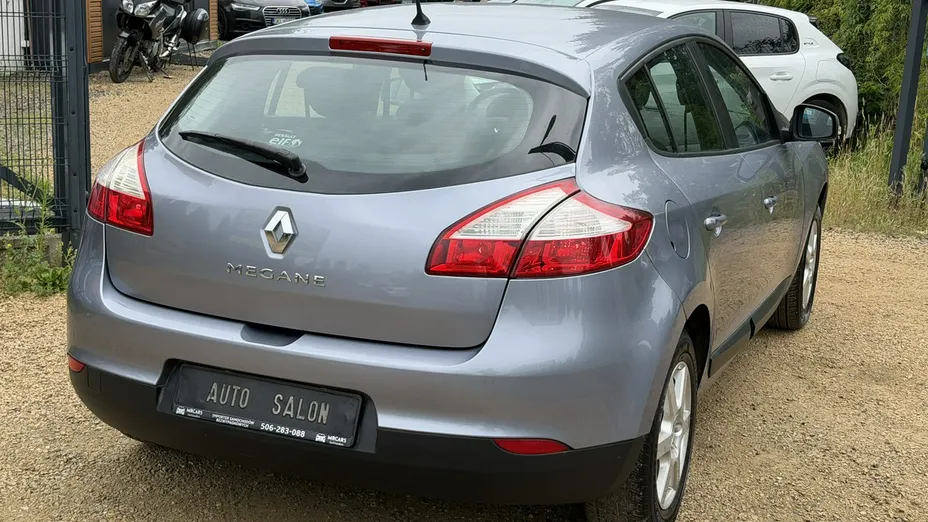 RENAULT Megane -