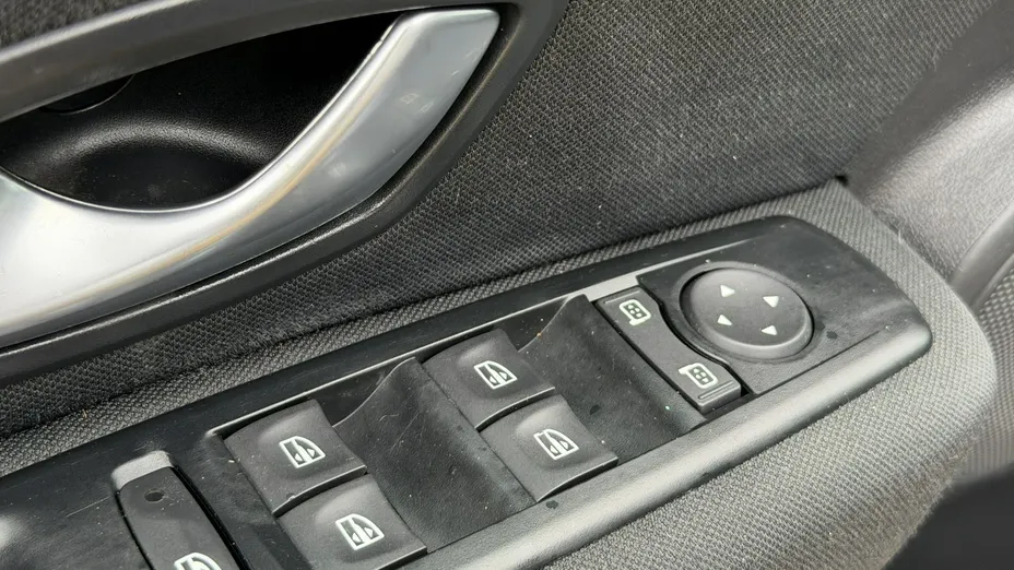 RENAULT Megane -