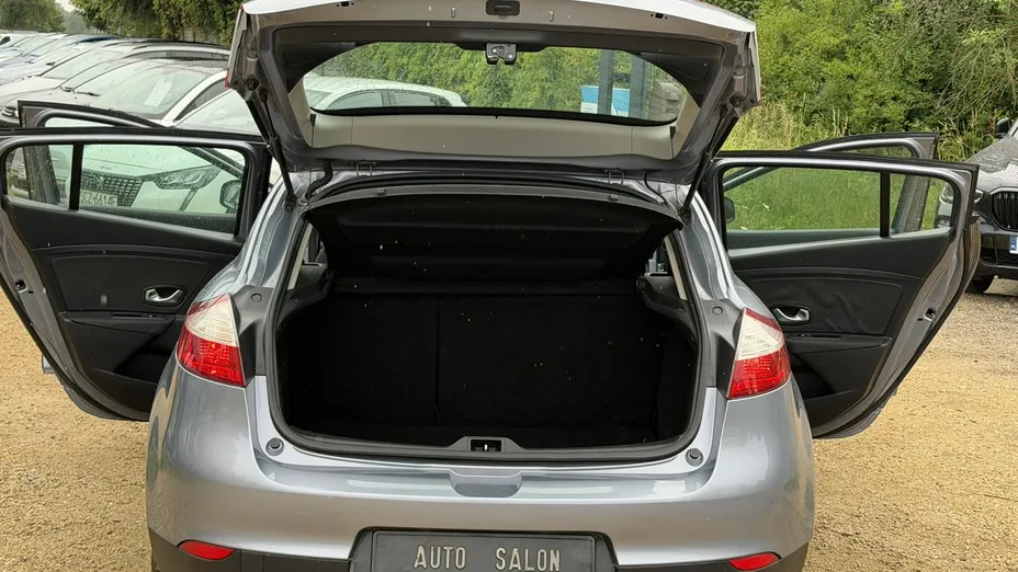 RENAULT Megane -