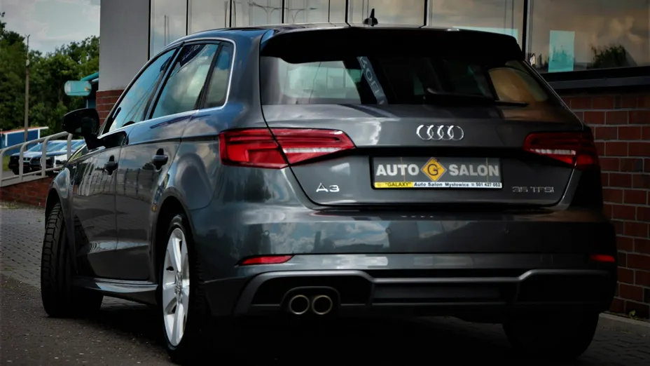 AUDI A3 -