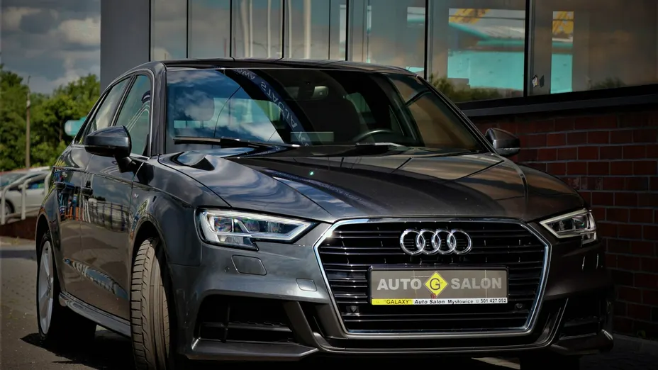 AUDI A3 -