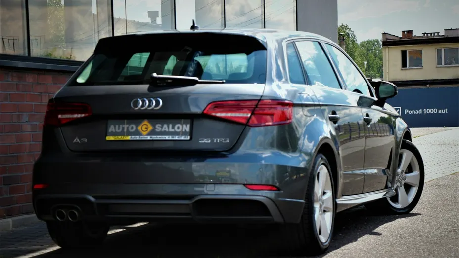 AUDI A3 -