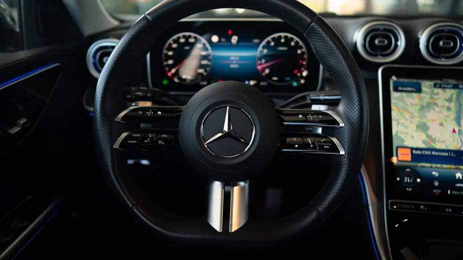 MERCEDES-BENZ C Klasa C 200 mHEV 4-Matic AMG