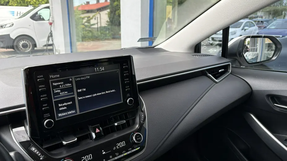 TOYOTA Corolla -