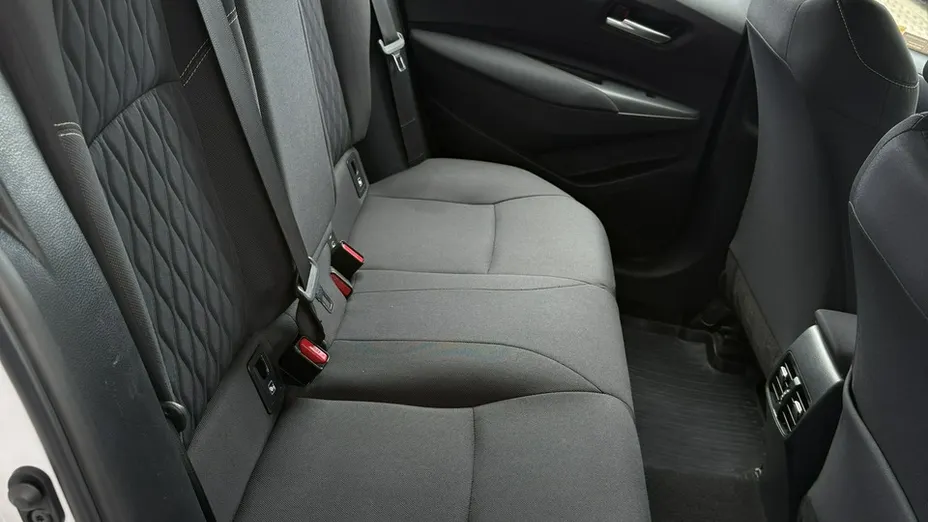 TOYOTA Corolla -