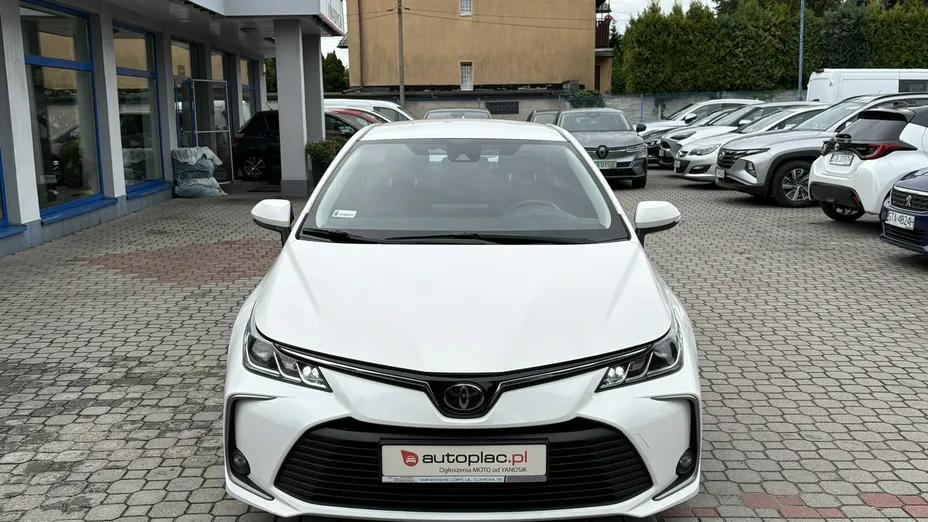 TOYOTA Corolla -