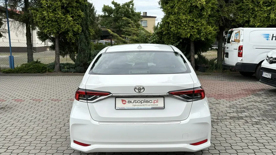 TOYOTA Corolla -