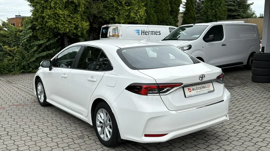 TOYOTA Corolla -