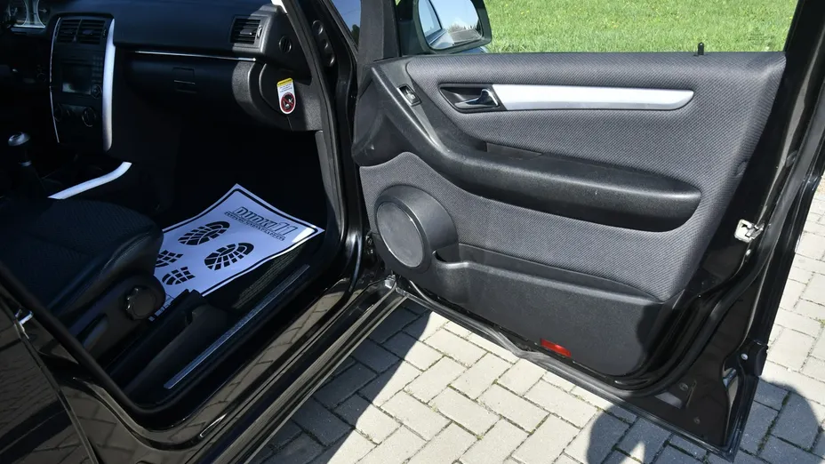 MERCEDES-BENZ B Klasa -