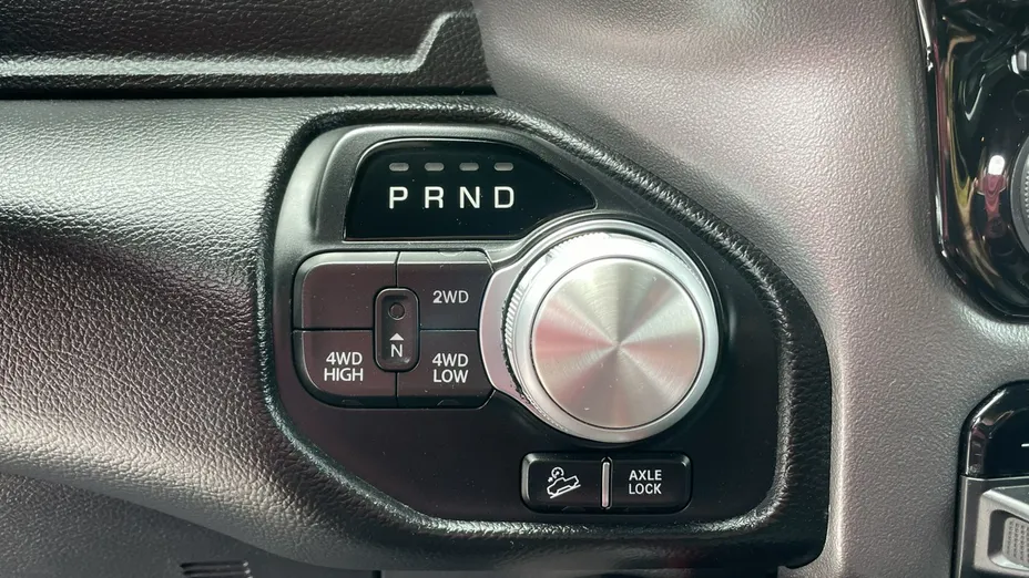 RAM 1500 -