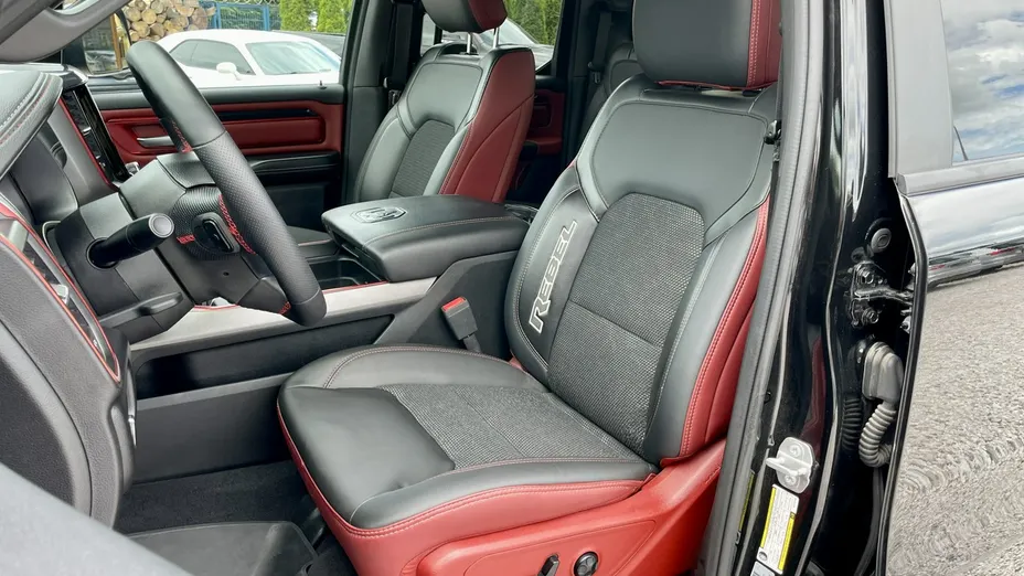 RAM 1500 -