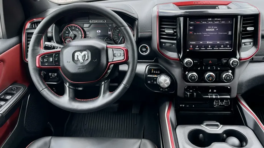 RAM 1500 -