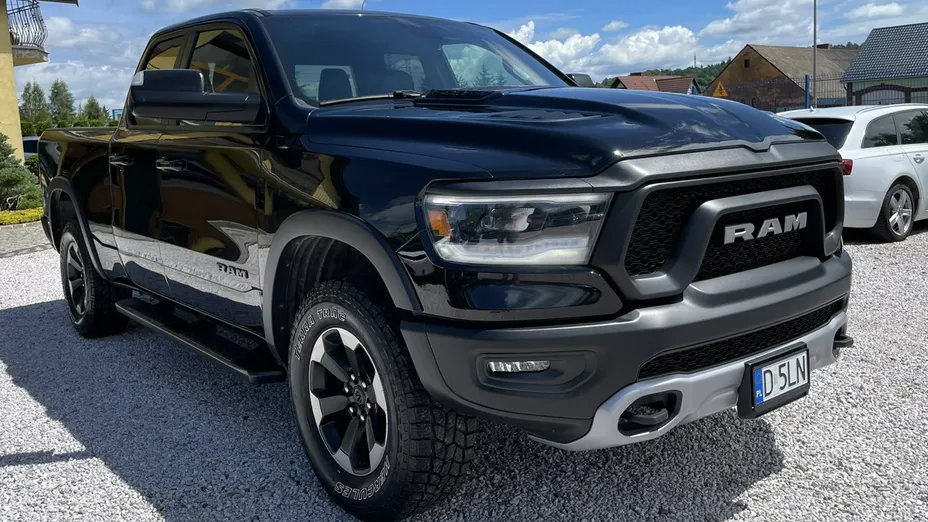 RAM 1500 -
