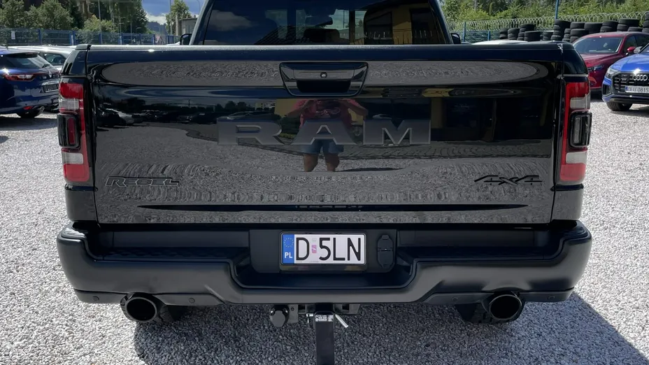 RAM 1500 -