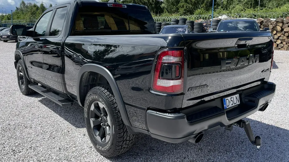 RAM 1500 -