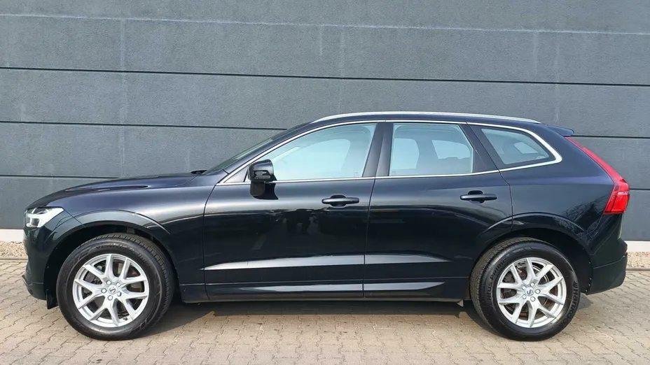 VOLVO XC60 XC60 T4 Momentum Pro aut