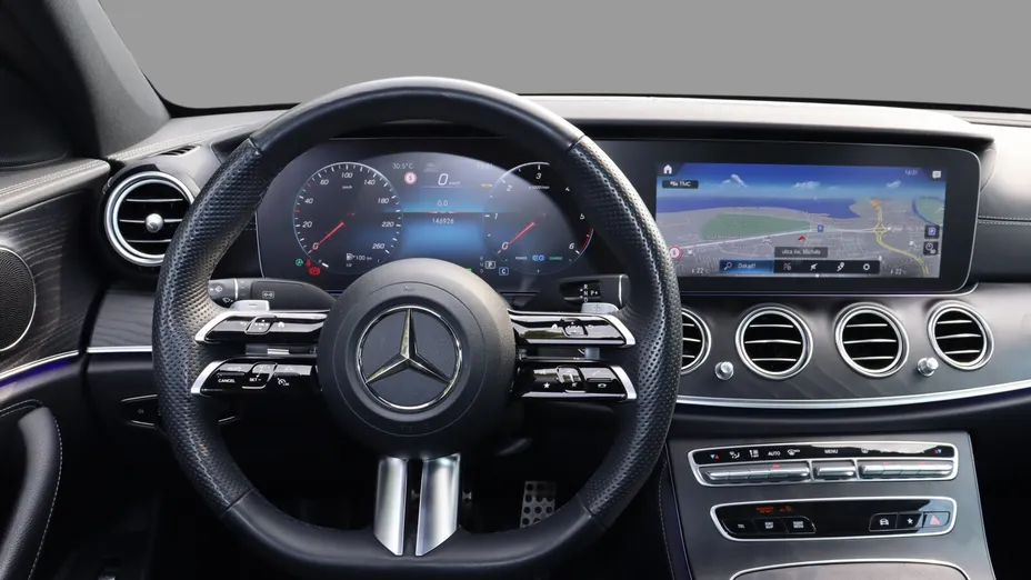 MERCEDES-BENZ E Klasa E 220 d 4-Matic AMG