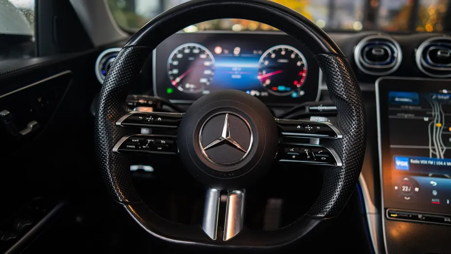 MERCEDES-BENZ C Klasa C 200 mHEV AMG