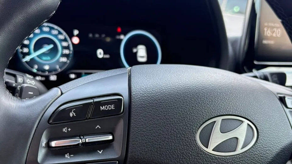 HYUNDAI i30 i30 1.5 T-GDI 48V Smart DCT