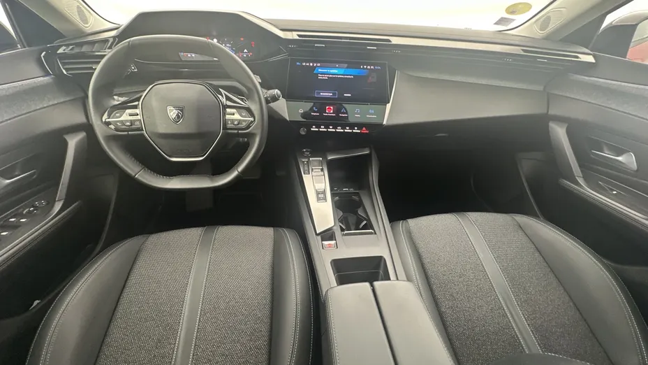 PEUGEOT 308 -