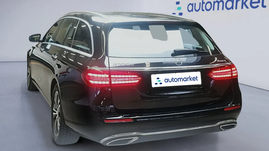 MERCEDES-BENZ E Klasa E 220 d 4-Matic