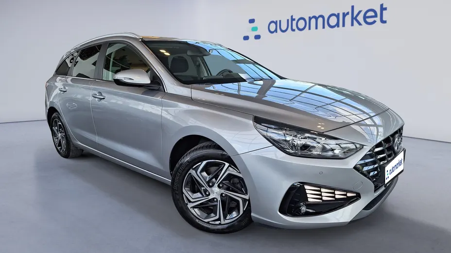 HYUNDAI i30 i30 1.6 D Comfort DCT