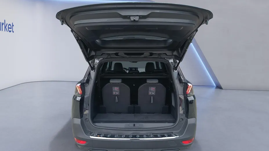 PEUGEOT 5008 5008 1.5 BlueHDi Allure S&S EAT8