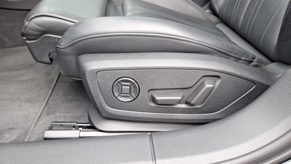 AUDI A6 Avant -
