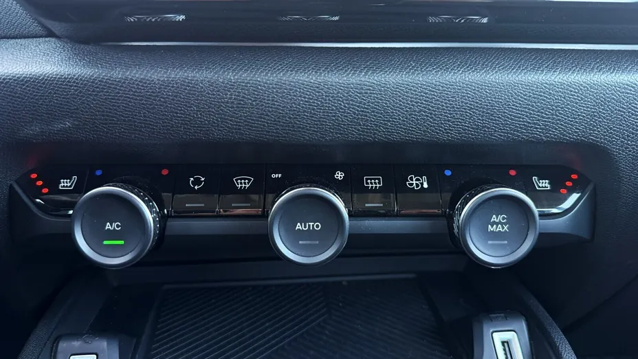 CITROEN C4 X C4 X 1.2 PureTech Shine S&S EAT8