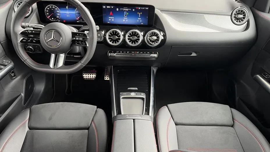 MERCEDES-BENZ GLA GLA 200 mHEV AMG Line 7G-DCT