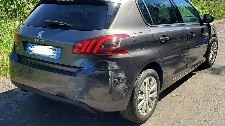 PEUGEOT 308 -