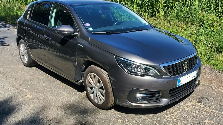 PEUGEOT 308 -