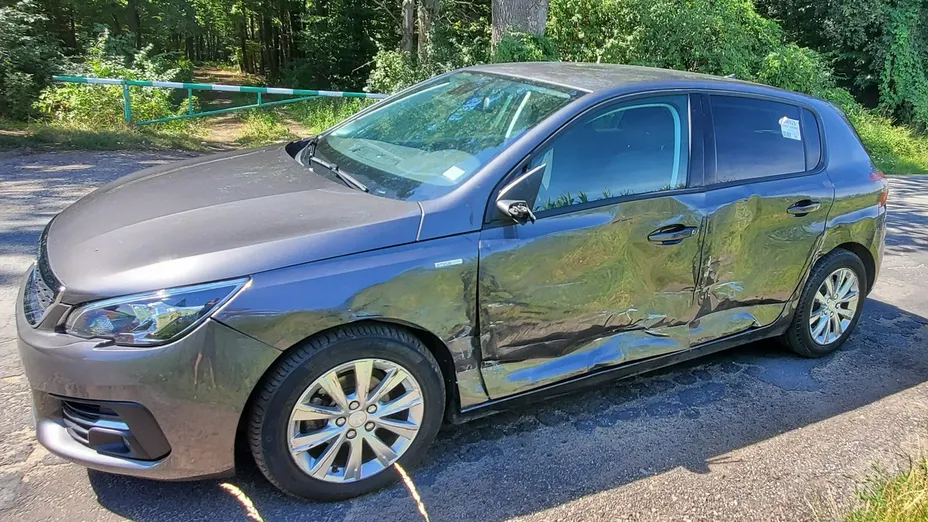 PEUGEOT 308 -