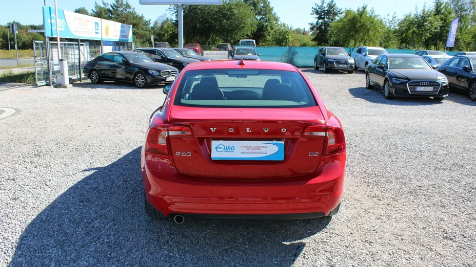 VOLVO S60 -