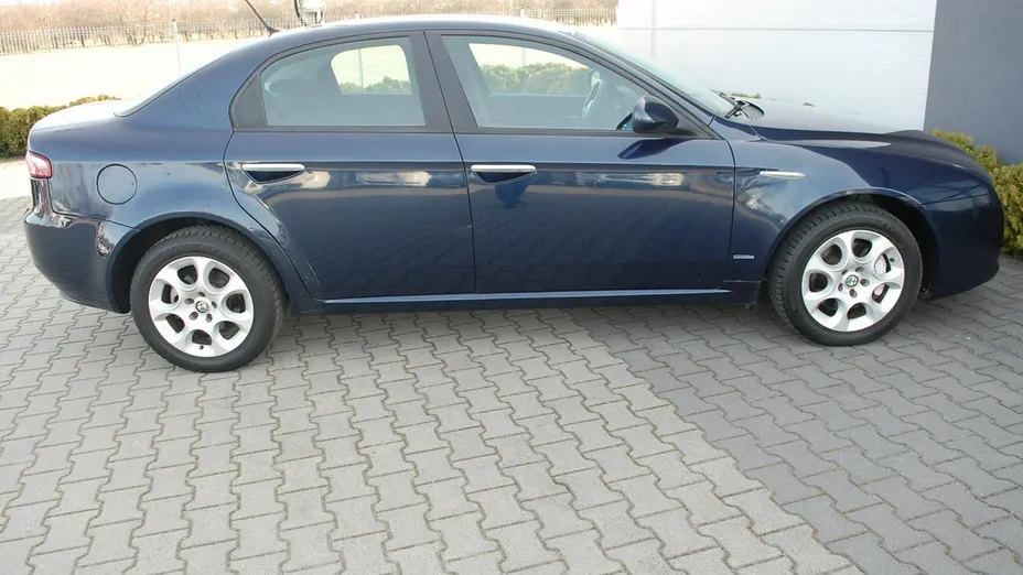 ALFA ROMEO 159 -