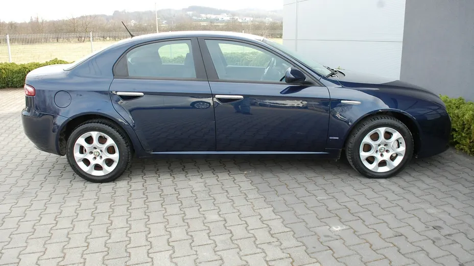 ALFA ROMEO 159 -