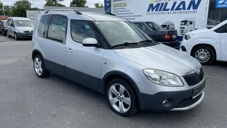 SKODA Roomster -