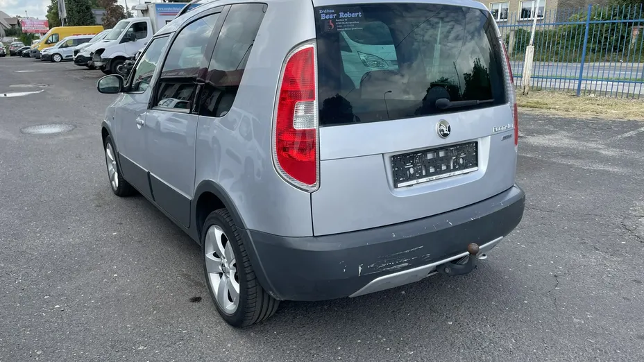 SKODA Roomster -