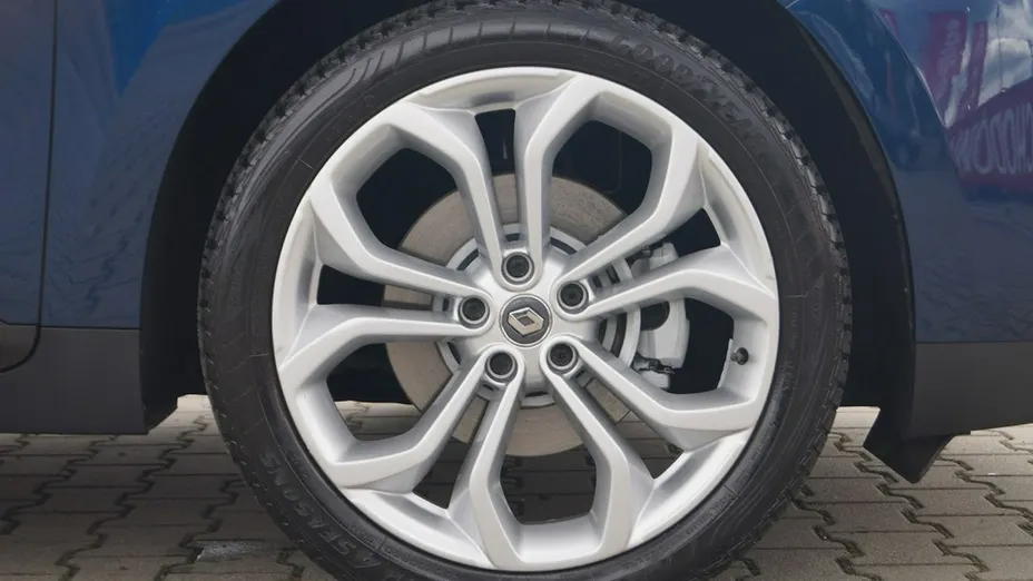 RENAULT Scenic -