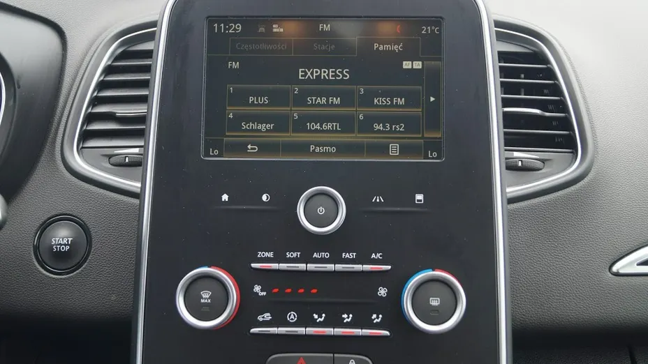 RENAULT Scenic -