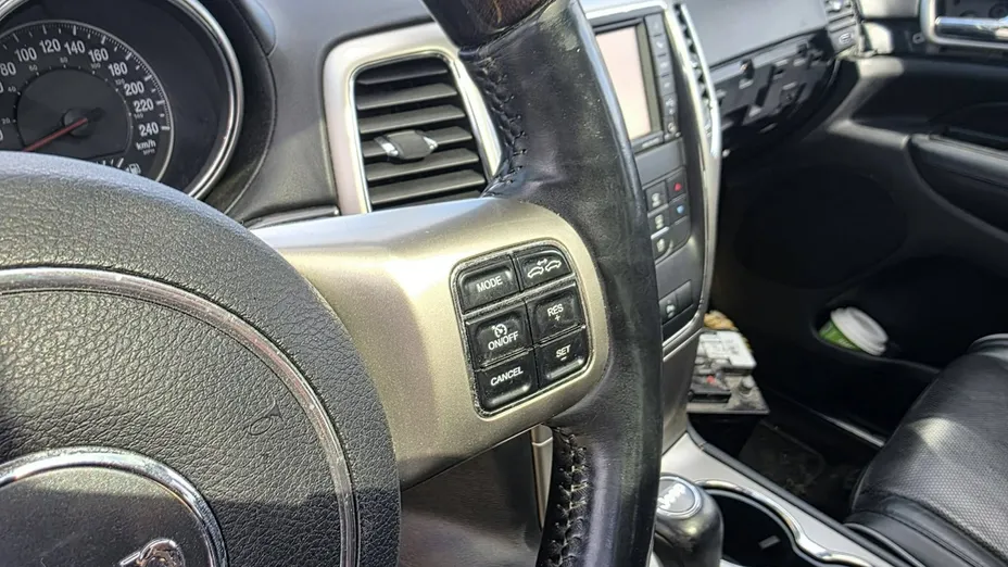 JEEP Grand Cherokee -