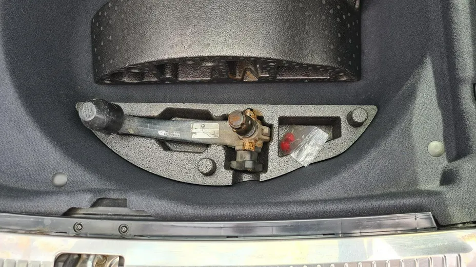 MERCEDES-BENZ C Klasa -