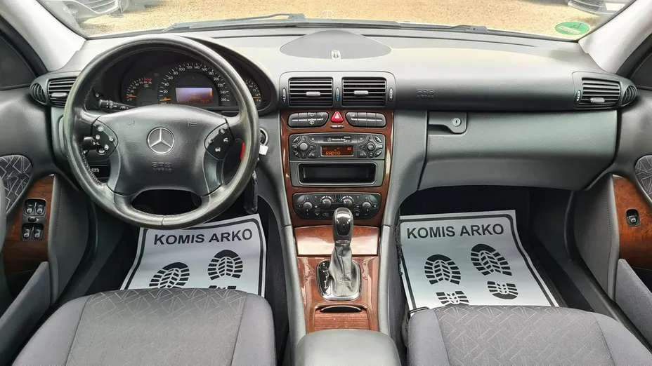 MERCEDES-BENZ C Klasa -