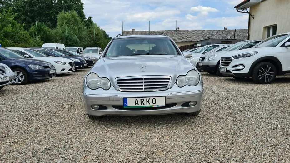 MERCEDES-BENZ C Klasa -