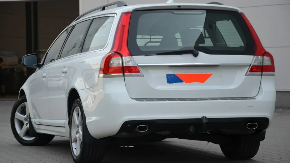 VOLVO V70 -